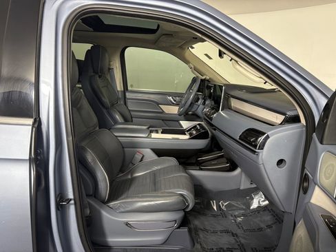 Used 2018 Lincoln Navigator Black Label w/ Cargo Package image 38