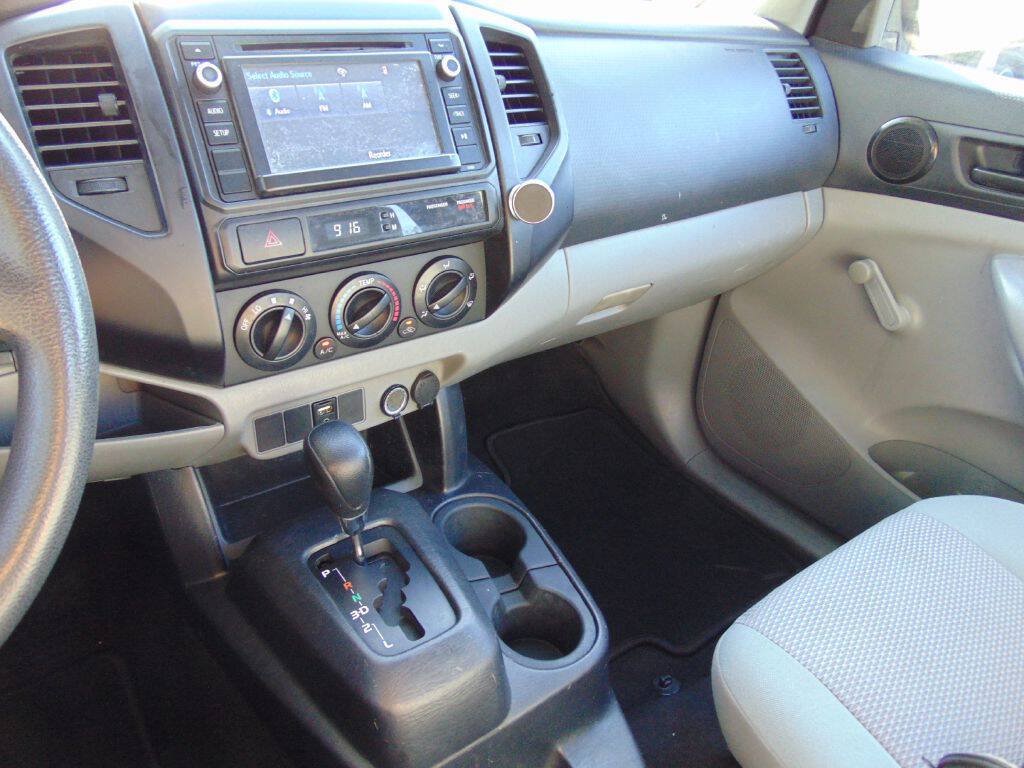 Used 2014 Toyota Tacoma 2WD Regular Cab image 19