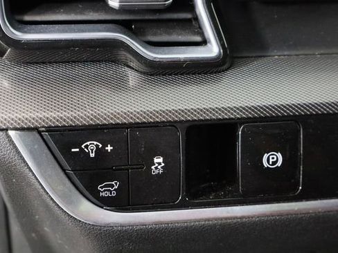 Used 2023 Kia Sportage SX image 24