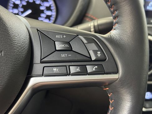 Used 2024 Nissan Sentra SR w/ SR Premium Package image 32