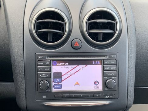 Used 2013 Nissan Rogue SV w/ Premium Pkg image 14