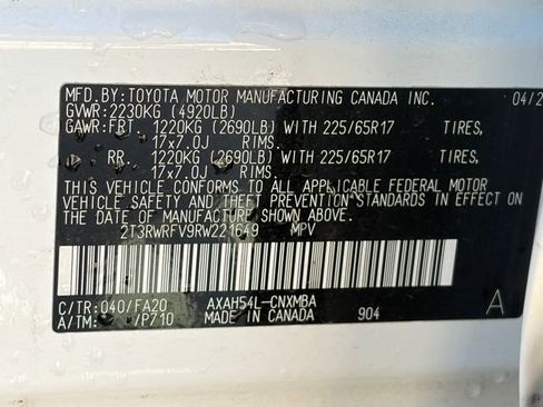 Used 2024 Toyota RAV4 XLE image 36