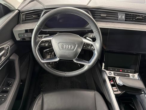 Used 2024 Audi Q8 e-tron Premium Plus AWD/4WD image 13