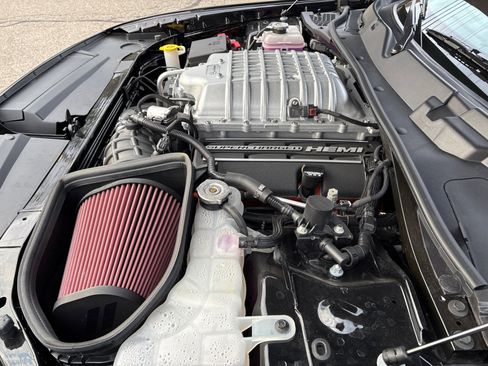 Used 2022 Dodge Challenger SRT Hellcat w/ SRT Black Package image 18