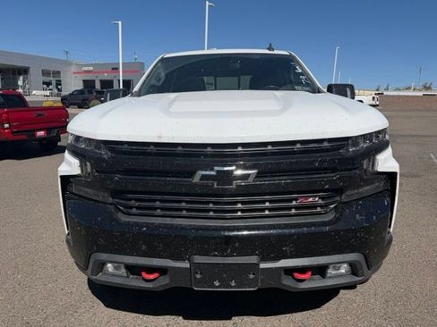 Used 2020 Chevrolet Silverado 1500 LT Trail Boss AWD/4WD image 2