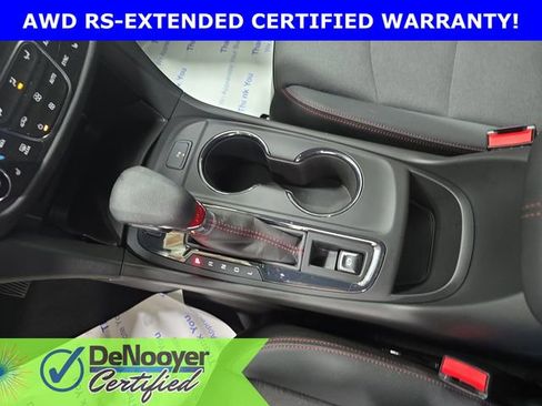 Used 2023 Chevrolet Equinox RS image 24