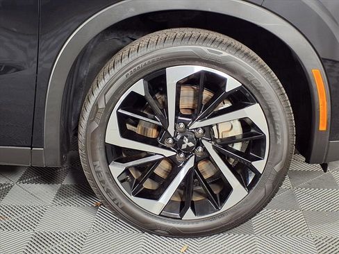 Used 2023 Mitsubishi Outlander SE image 33