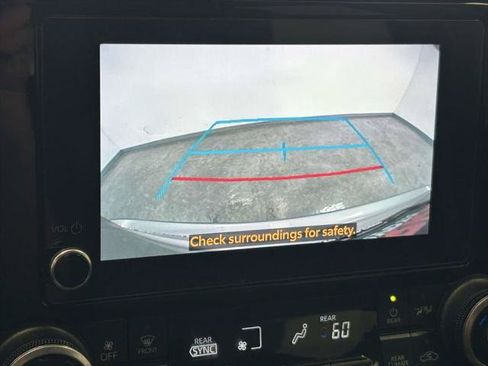 Certified 2024 Toyota Highlander LE FWD image 26