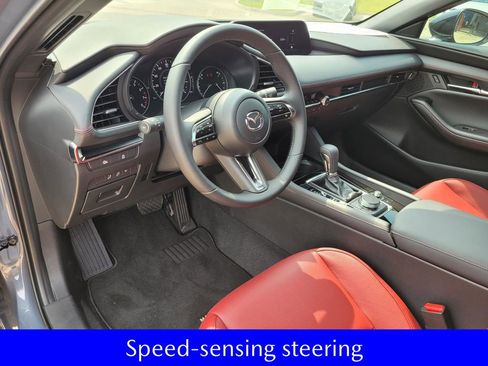 Certified 2025 MAZDA MAZDA3 Carbon image 4