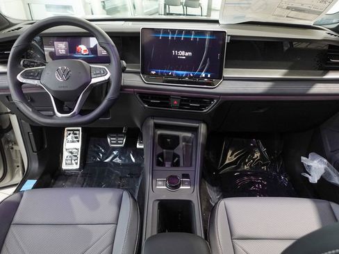 New 2026 Volkswagen Tiguan SE R-Line image 27