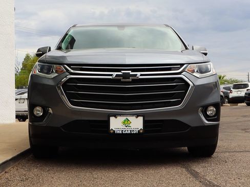 Used 2021 Chevrolet Traverse LT FWD image 17