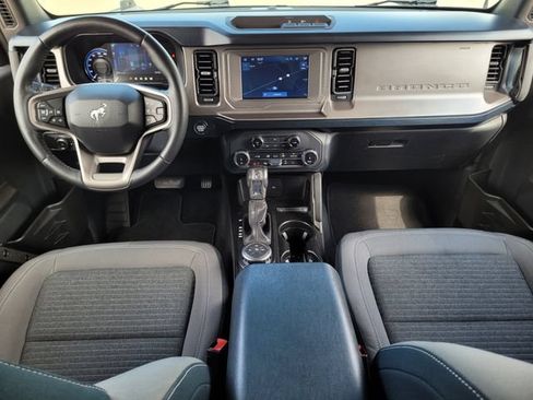 Used 2022 Ford Bronco Outer Banks AWD/4WD image 14