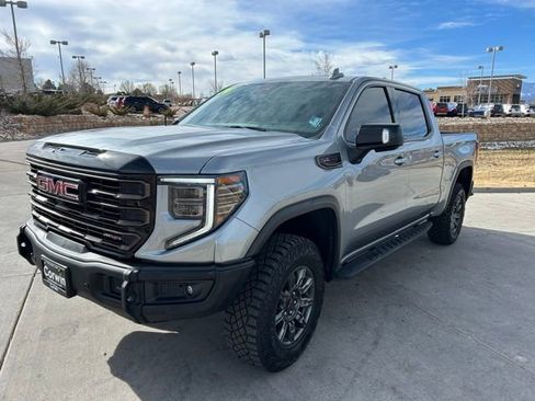 Used 2024 GMC Sierra 1500 AT4X image 3