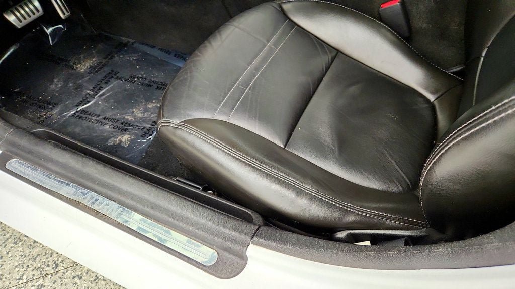 Used 2008 Saturn Sky w/ Premium Trim Package RWD image 12
