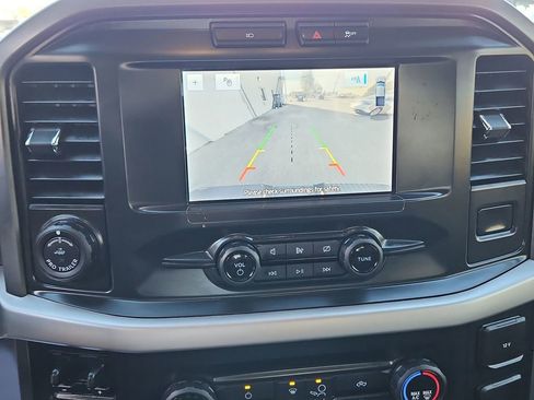 Used 2022 Ford F150 XLT w/ Trailer Tow Package image 16