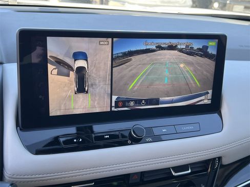 Certified 2025 Nissan Rogue SL image 15