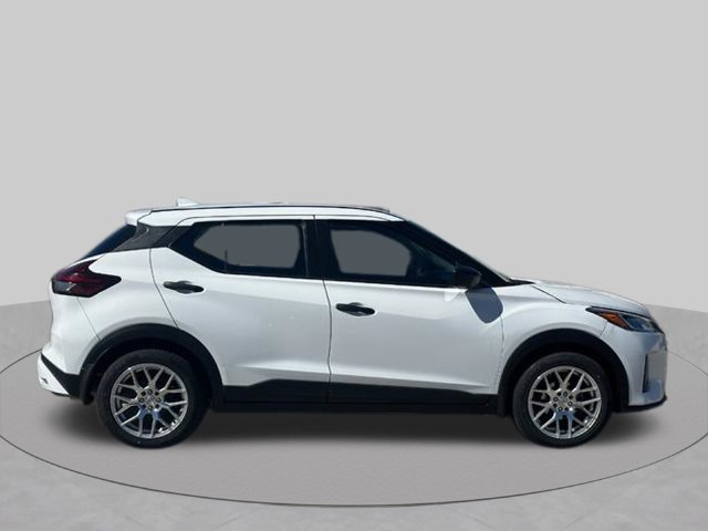 Used 2024 Nissan Kicks S FWD image 30