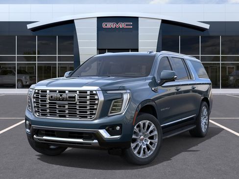 New 2026 GMC Yukon XL Denali w/ Advanced Technology Package AWD/4WD image 30
