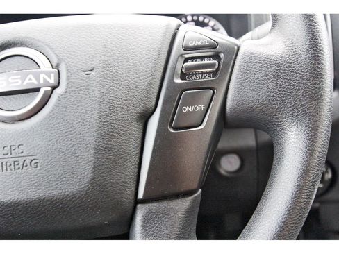 Used 2022 Nissan Frontier SV image 14