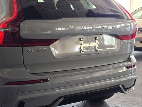 New 2026 Volvo XC60 B5 Core w/ Climate Package AWD/4WD image 13