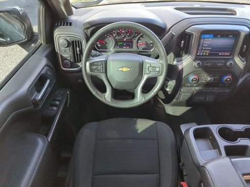Used 2022 Chevrolet Silverado 1500 LT AWD/4WD image 14