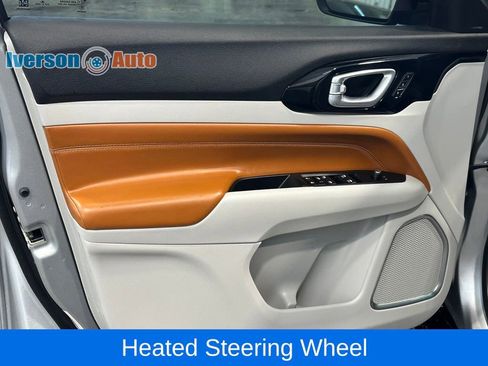 Used 2022 Jeep Compass Limited w/ Elite Group image 14