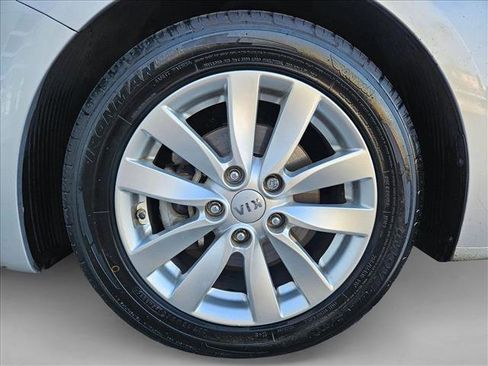 Used 2014 Kia Forte EX FWD image 21