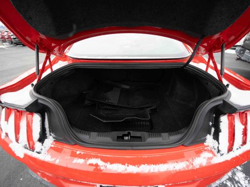 Used 2020 Ford Mustang GT w/ Equipment Group 301A image 27