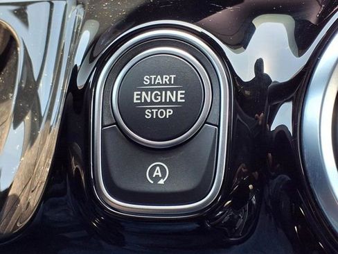 Used 2025 Mercedes-Benz GLA 250 image 25