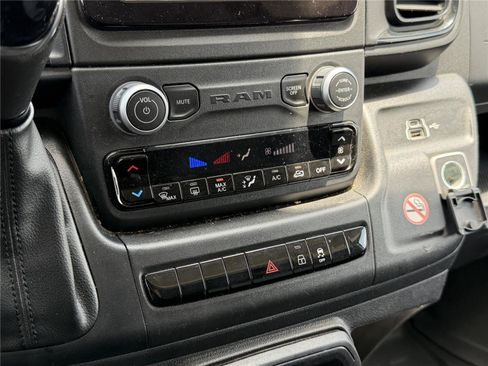 Used 2023 RAM ProMaster 2500 FWD image 24