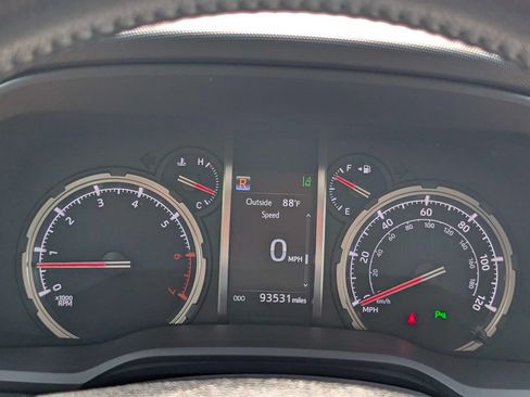 Used 2021 Toyota 4Runner Limited RWD image 31