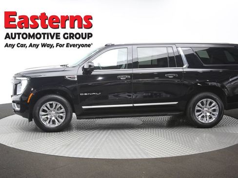 Used 2025 GMC Yukon XL Denali AWD/4WD image 64