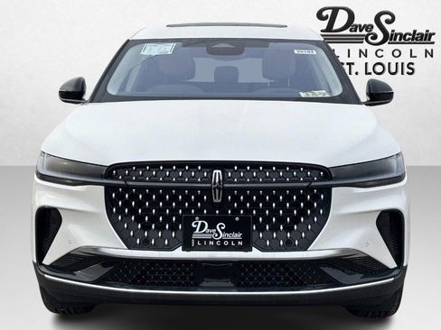 New 2026 Lincoln Nautilus Premier w/ Equipment Group 102A image 8