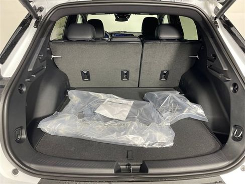 New 2026 Chevrolet Equinox EV LT image 14