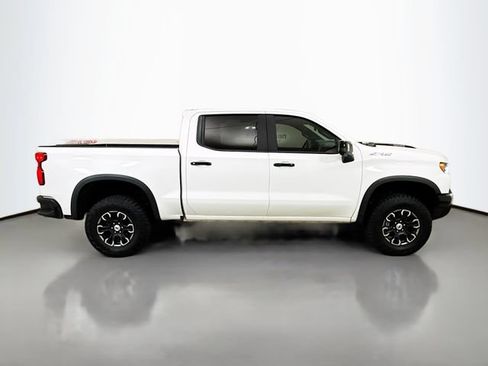 Used 2026 Chevrolet Silverado 1500 ZR2 AWD/4WD image 9