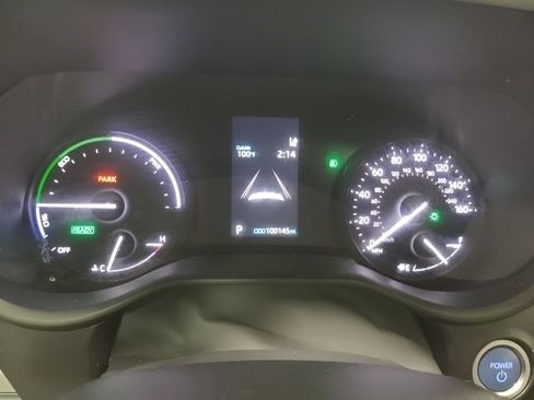 Used 2021 Toyota Sienna XLE FWD image 30