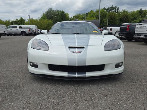 Used 2013 Chevrolet Corvette Grand Sport w/ 4LT Preferred Equipment Group RWD image 2