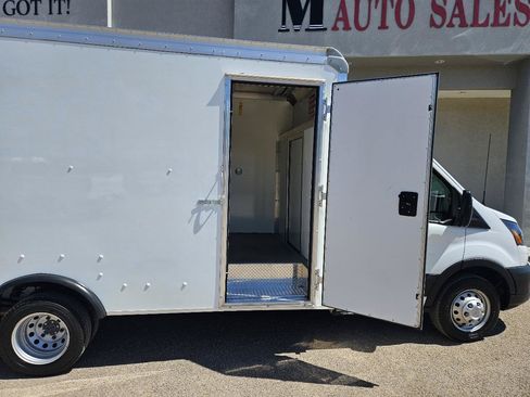 Used 2023 Ford Transit 350 DRW RWD image 7