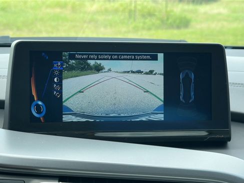 Used 2015 BMW i8 AWD/4WD image 31