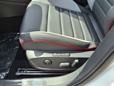 New 2025 Volkswagen GTI SE image 16