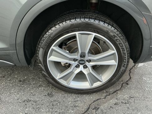 Used 2025 Audi Q5 2.0T Premium w/ Convenience Plus Package image 26