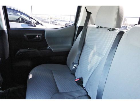 Used 2020 Toyota Tacoma SR image 12
