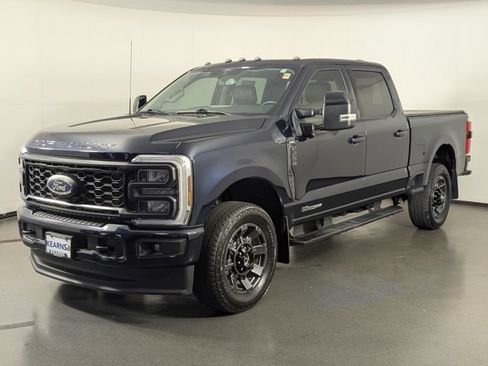 Used 2024 Ford F250 Lariat w/ Sport Appearance Package AWD/4WD image 4