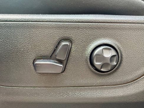 Used 2020 RAM 1500 Big Horn AWD/4WD image 21