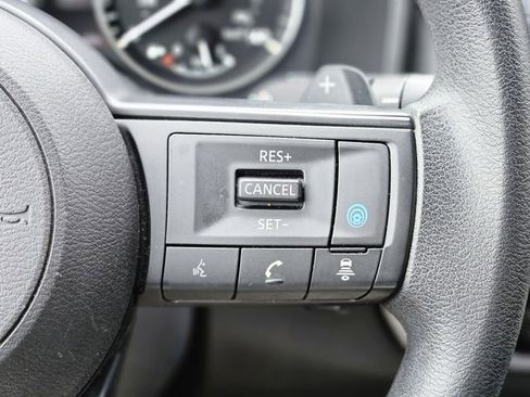 Certified 2024 Nissan Rogue SV image 18