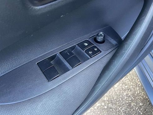 Used 2024 Toyota Corolla LE image 18