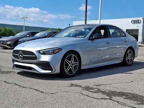 Used 2022 Mercedes-Benz C 300 4MATIC Sedan image 5