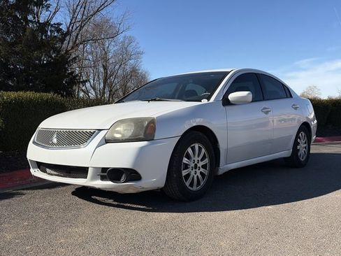 Used 2011 Mitsubishi Galant ES image 9