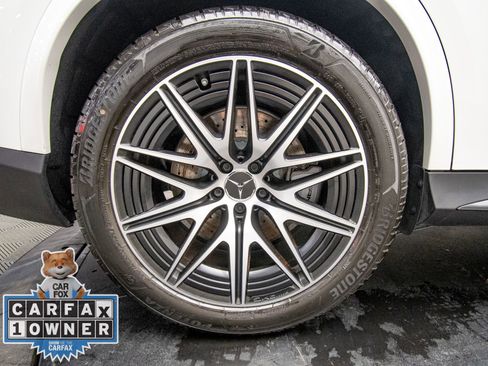 Used 2025 Mercedes-Benz GLC 43 AMG 4MATIC image 38