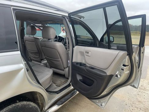Used 2001 Toyota Highlander Limited image 11